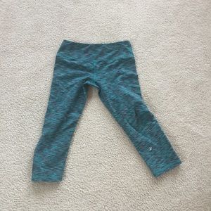 Glyder Heathered Green Crop Leggings Sz S